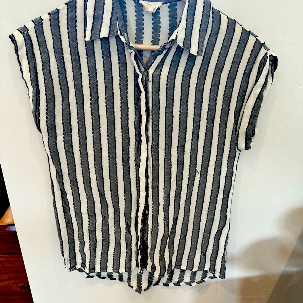 Harper heritage blouse, Women’s small.